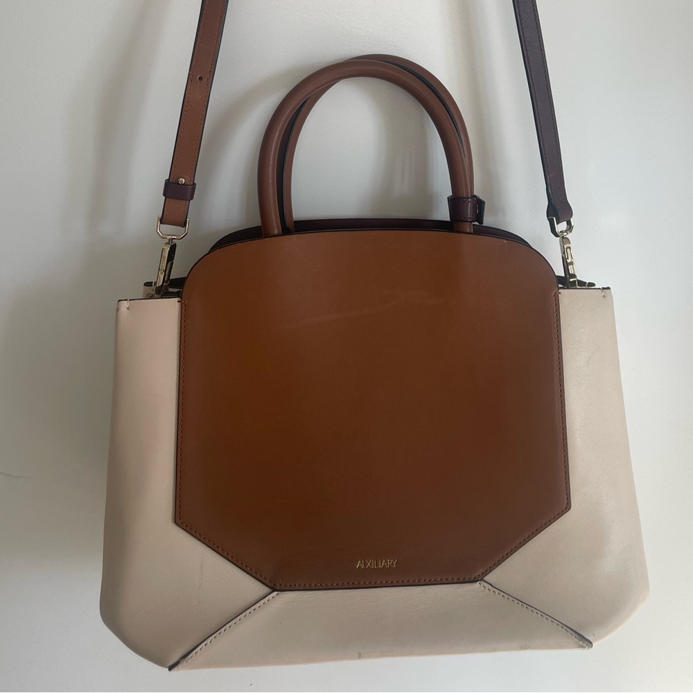 Aritzia ‘Auxiliary’ two-tone leather bag